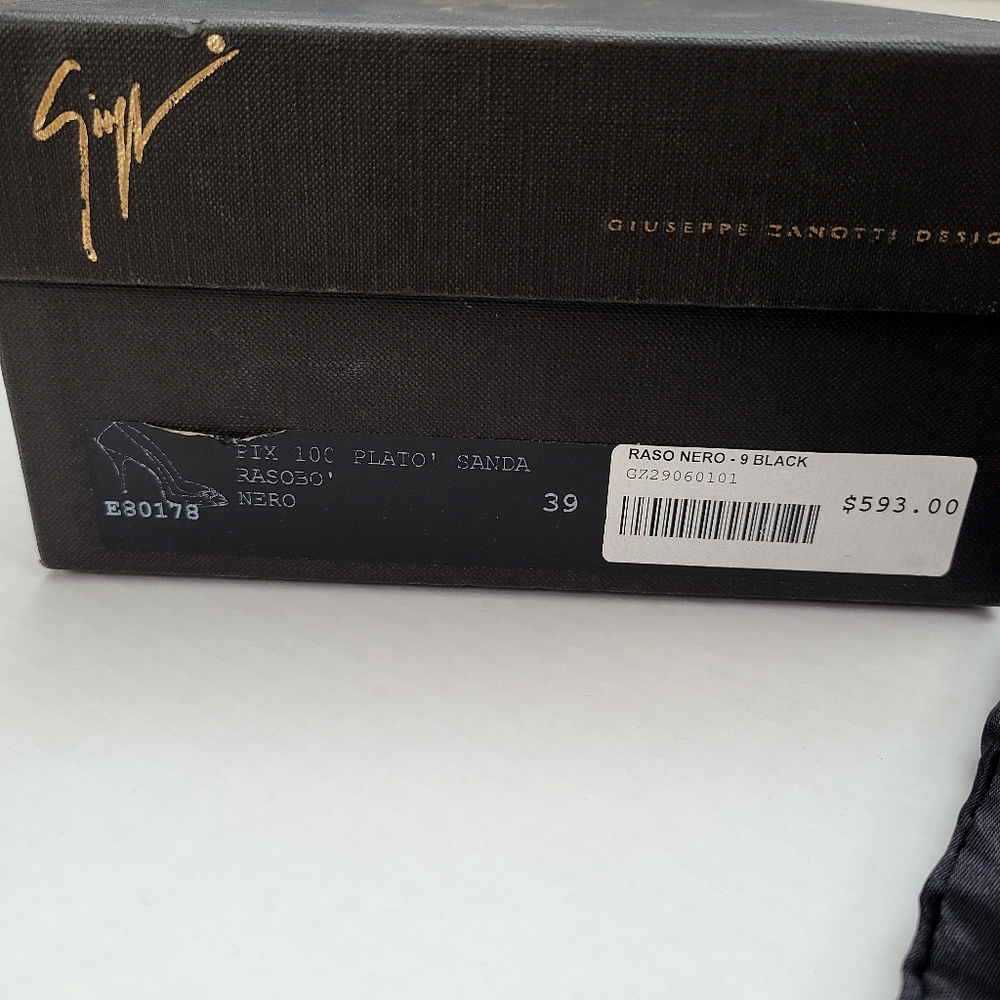 Giuseppe Zanotti Black Sandal - Picture 2 of 14